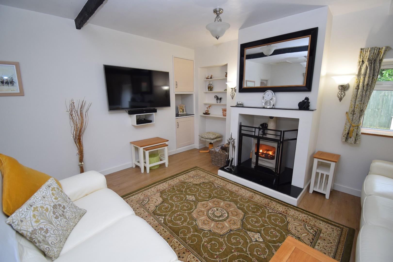 Main House - Living Room (1).JPG